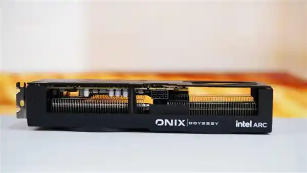 探秘傲世征途：Intel锐炫B580显卡新一代甜品卡的魅力