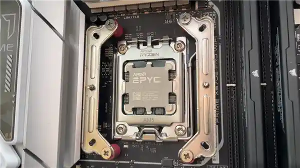 AMD史上最快四核心再次挑战极限！RTX 4060竟然还不够饱和