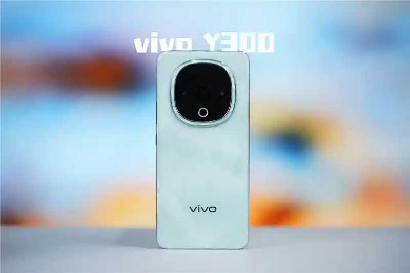 揭秘vivo Y300：神奇20小时续航，轻薄长续航的黑科技手机！