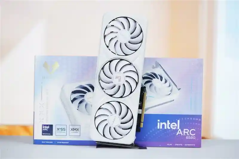 铭瑄Intel锐炫B580 iCraft 12G显卡：打破常规，Intel显卡新选择！