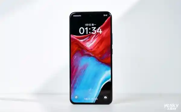 OPPO A5 Pro震撼登场：全新防水技术实测，名副其实的防水手机