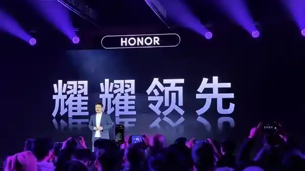 赵明力挺耀耀领跑，燃爆研发团队！