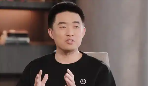 李想不再担任车企CEO，转战人工智能企业领域