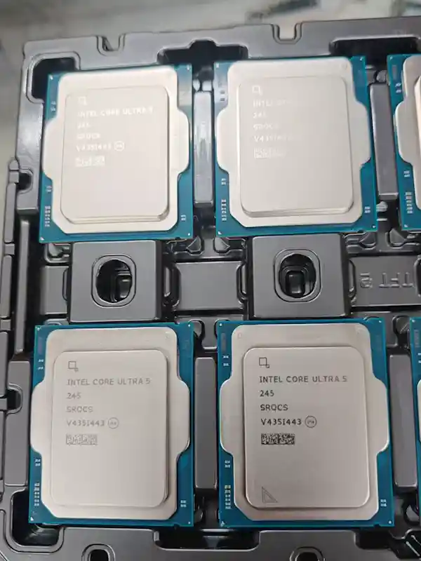 震撼发布！全球独家首发！Intel酷睿Ultra 200S惊艳亮相中国市场