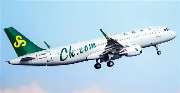 25名游客安全顾虑泰国行程泡汤！春秋航空拒退票惹争议