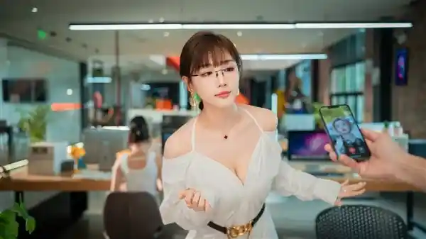 《美女围剿！我竟然成了春节史上最低价31.5元的幸运儿》