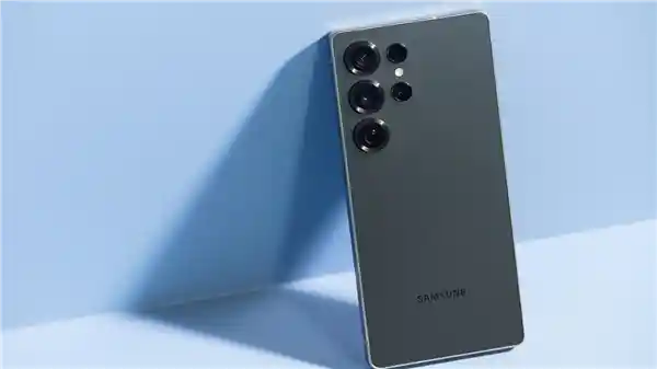 三星Galaxy S25 Ultra震撼登场！万元级安卓机皇华丽亮相