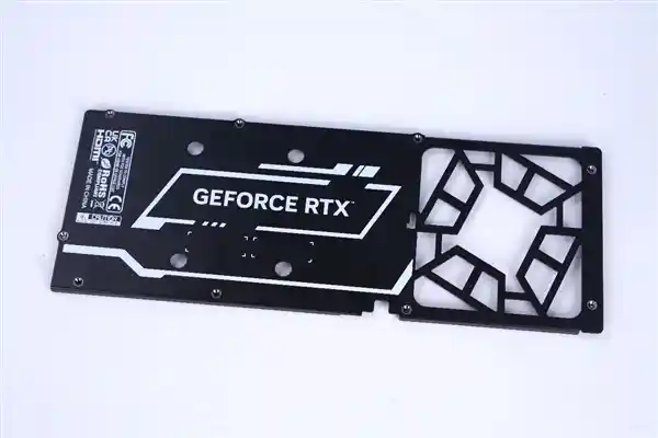影驰GeForce RTX 5090 D 大将登场，全新升级再创AI加速新标杆