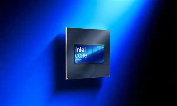 「全新尺寸！Intel酷睿Ultra 200HX/H/U震撼亮相，尺寸缩小33％引领科技潮流」