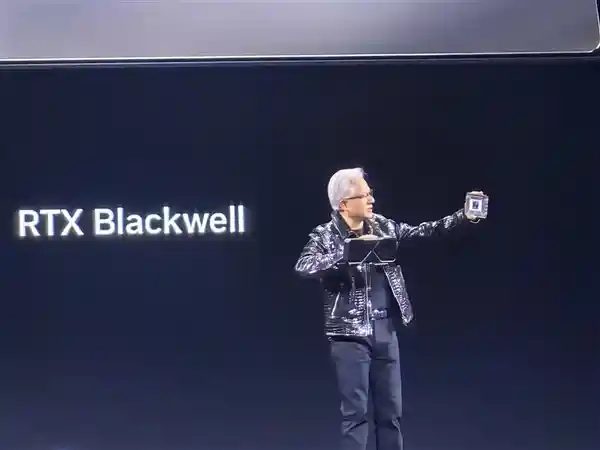 NVIDIA新一代旗舰显卡RTX 5090惊艳亮相！定价1999美元引爆显卡市场