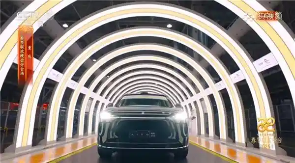 豪华市场新冠冕！问界持续领跑，销量波澜壮阔