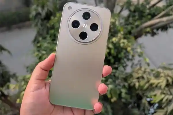 OPPO全新发布：Find X8 mini引领小屏旗舰新时代