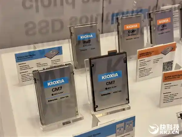 AI SSD铠侠亮相：速度与稳定性双提升，99.999％稳定性达标！