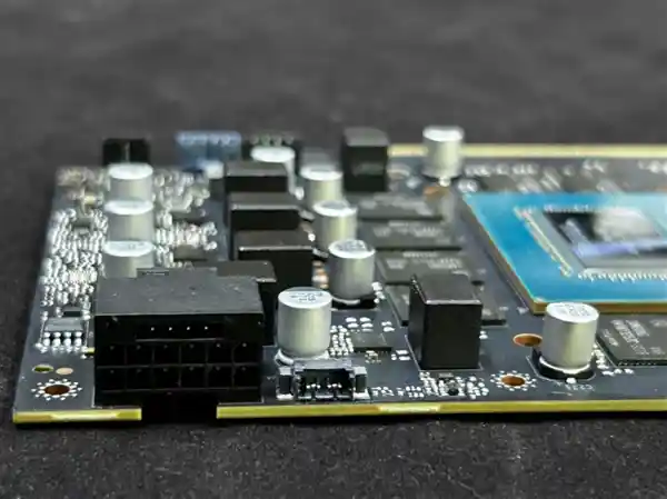 [疾速风暴！耕升 GeForce RTX 5070 Ti 炫光·超 OC引领性能新纪元]