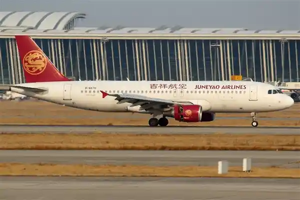 【吉祥航空创新补偿方案：过期餐食事件无需签署保密协议，千元赔偿直截了当】