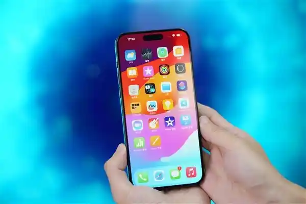 震撼！iPhone 17系列即将亮相，搭载创新硅碳负极电池