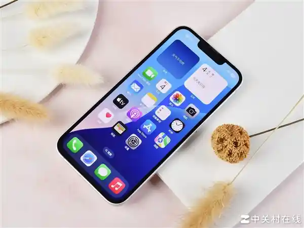 iPhone 16与iPhone 16e鲜为人知的惊人差距