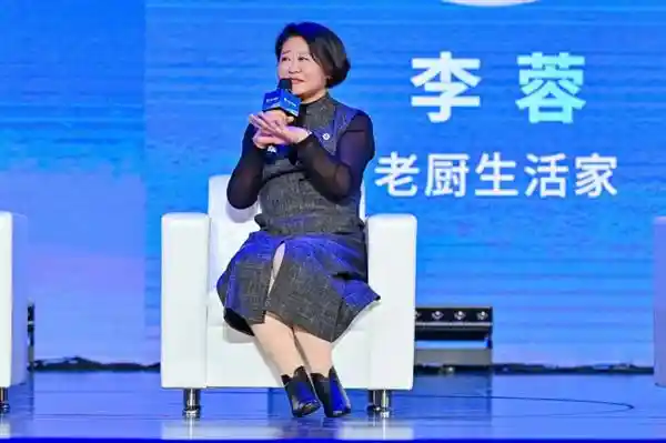 点燃幸福时光：火星人集成灶Q60让厨房成为家庭的爱与新生源泉