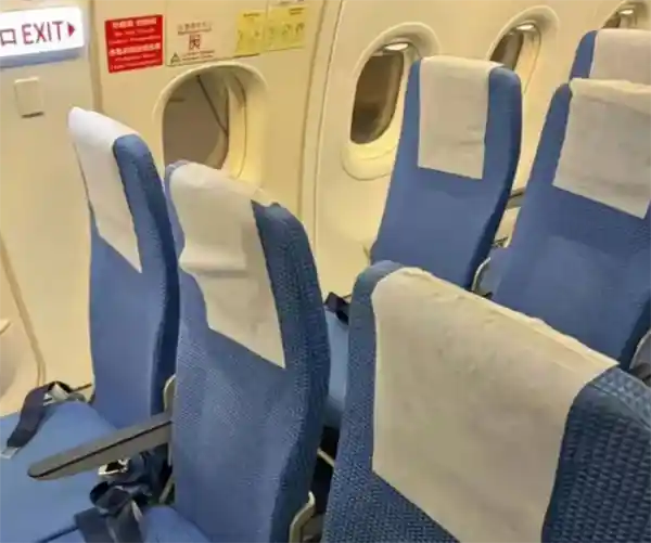 南航上线‘空气座椅’ 网友：从沙发椅瞬间变身硬座体验