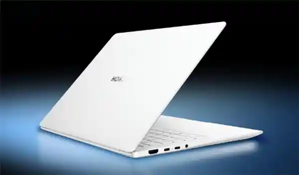 《荣耀MagicBook Pro 14惊艳登场！首销热潮席卷，国补底价仅4799.2元起》