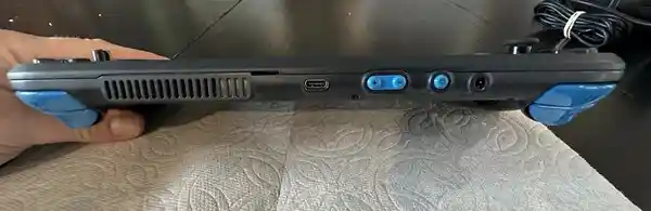 Steam Deck原型机爆料：售价飙至14600元！搭载未发布AMD Picasso APU