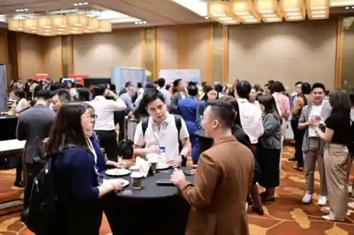 极光引领未来！2025亚洲营销技术峰会：定制化方案助力企业突破增长瓶颈