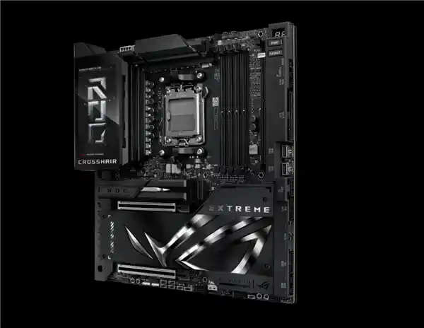 震撼登场！ROG CROSSHAIR X870E EXTREME发布：全新锐龙9000旗舰主板震撼亮相！