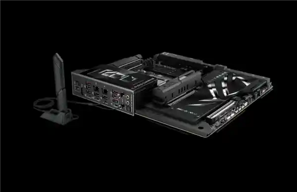 震撼登场！ROG CROSSHAIR X870E EXTREME发布：全新锐龙9000旗舰主板震撼亮相！