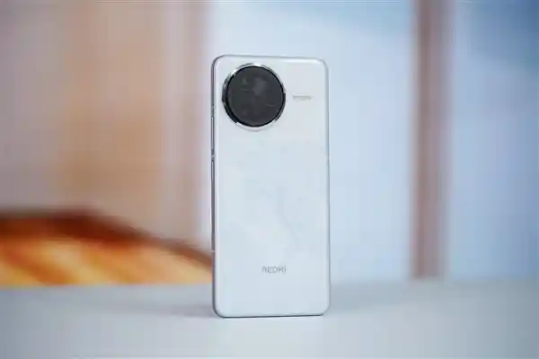 雷军亲自确认：REDMI K80至尊版将于6月发布，搭载天玑9400+芯片，性能再提升