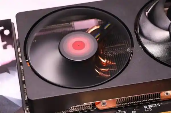 小钢炮升级！撼讯RX 9070XT游荡者助力打造4K电竞终极装备