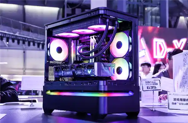震撼2025！ROG DAY狂欢倒计时，超能DIY好物引爆全场