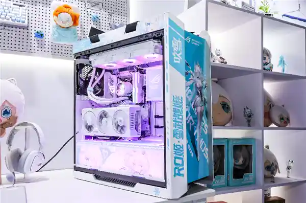 震撼2025！ROG DAY狂欢倒计时，超能DIY好物引爆全场