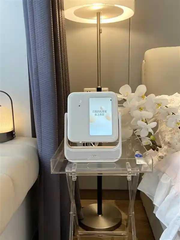 【2025年最佳卧室投影神器：当贝D6X Pro带你开启高清私人影院体验】