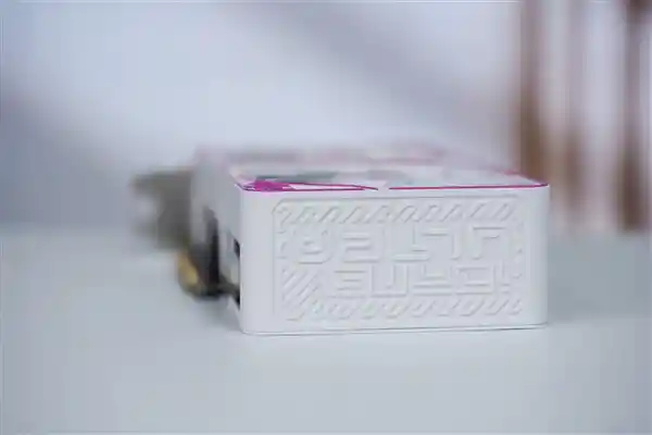 《光影新篇：七彩虹iGame RTX 5060 Ti Ultra W DUO 16GB OC显卡深度解读》
