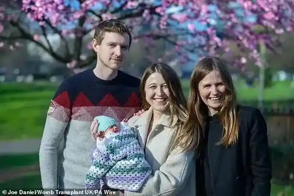 奇迹新生：英国首例成功移植子宫产子背后的手足情深