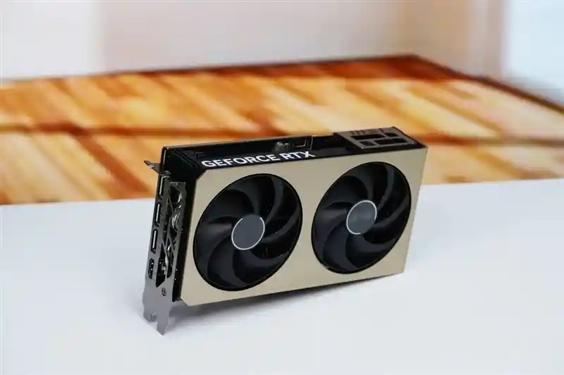 《微星RTX 5060 Ti硬派出击：DLSS 4赋能，甜点卡也能轻松驾驭4K！》