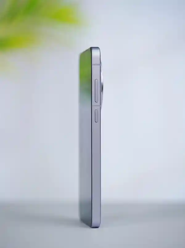《屏霸出击！vivo X200s直屏旗舰震撼图赏》