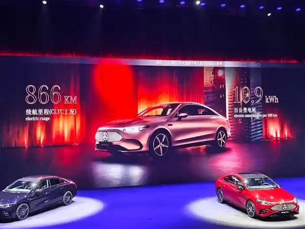 《续航破千！国产纯电奔驰CLA长轴版惊现10.9kWh百公里超低能耗》