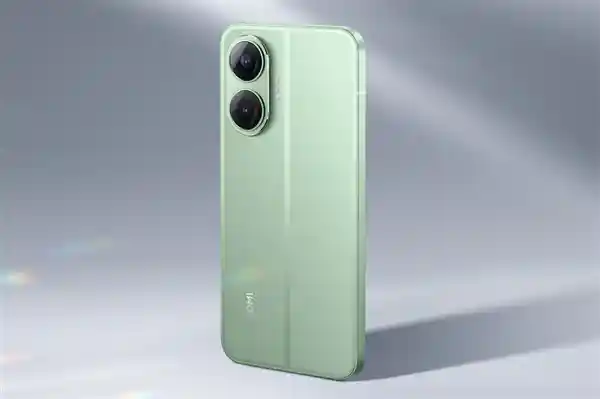 《REDMI Turbo 4 Pro秒变22W快充神器，轻松喂饱iPhone 16 Pro Max！》