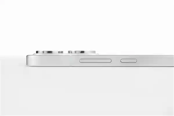 《OPPO Reno 14系列惊艳亮相：全新镜头布局+iPhone同款冷雕玻璃设计》