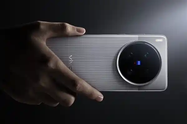 《一机难求！X200 Ultra火爆售罄，vivo官方独家回应销量内幕》