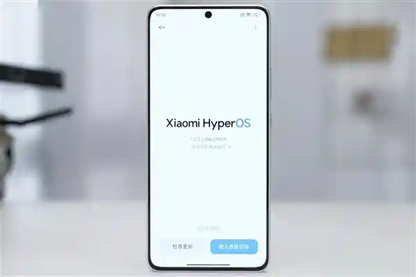 红米K80至尊版惊艳登场！友商抢先亮相，王腾：好饭怎能不迟到