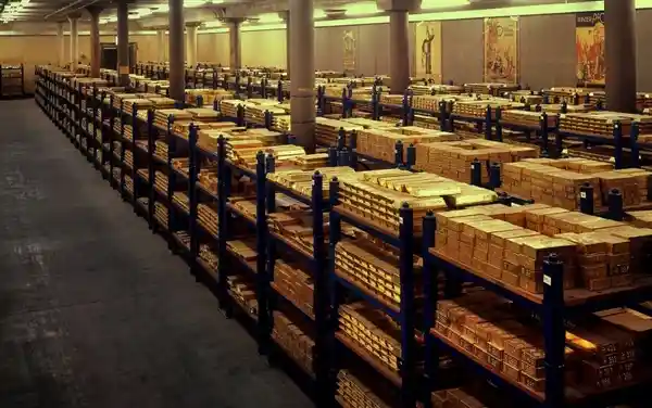 《告别依赖！德国计划将1200吨黄金从美联储运回本土》