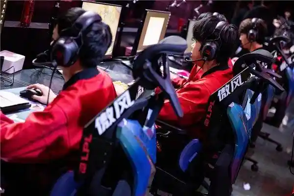 电竞神器横空出世：傲风G7凭什么成明星直播与职业联赛指定座椅？