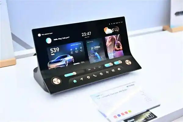 天马微电子亮相SID 2025： redefine the future of display with Perfect Screen technology