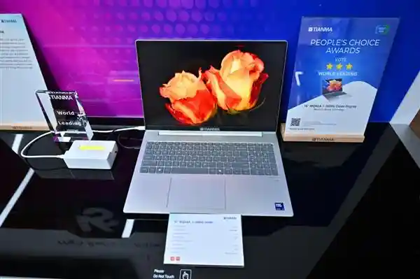 天马微电子亮相SID 2025： redefine the future of display with Perfect Screen technology