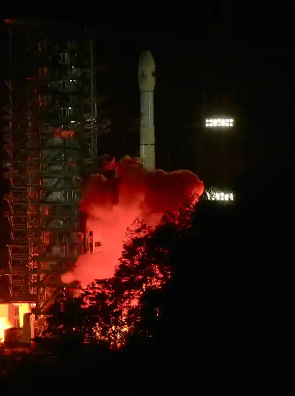 开启新征程：中国航天史上最长任务天问二号启航
