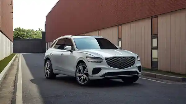 《2025前瞻｜韩国宾利捷尼赛思GV70 EREV增程混动版重磅来袭，重新定义豪华出行》