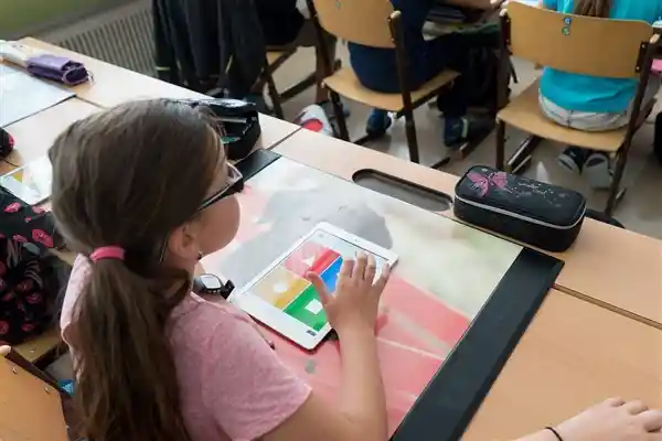 《告别小胖墩！全国中小学推行每日体育课，重庆保障至少两小时运动时间》