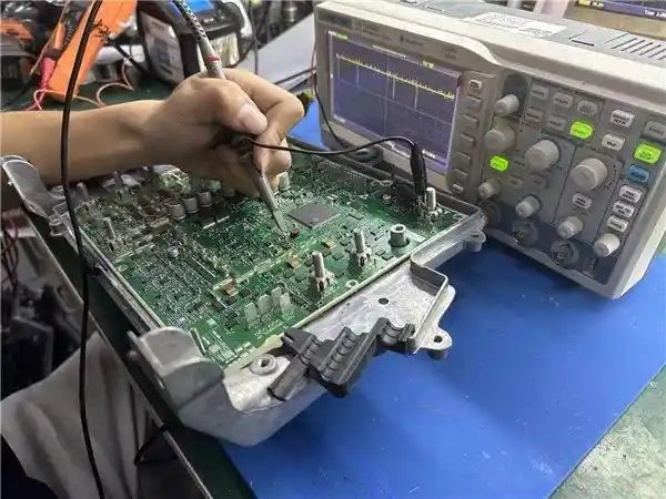 跨界颠覆：IT维修巨头强势入局电动汽车维修新蓝海